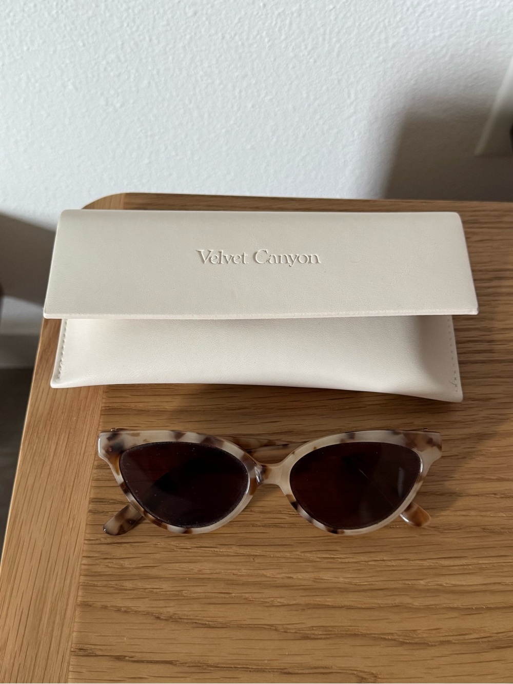 caramel tortoise sunglasses from velvet canyon *like new* 🤎